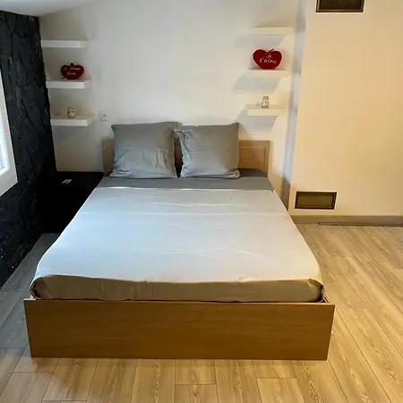 Appartement Maison De Village Proche Saintes-Marie-la-Mer
